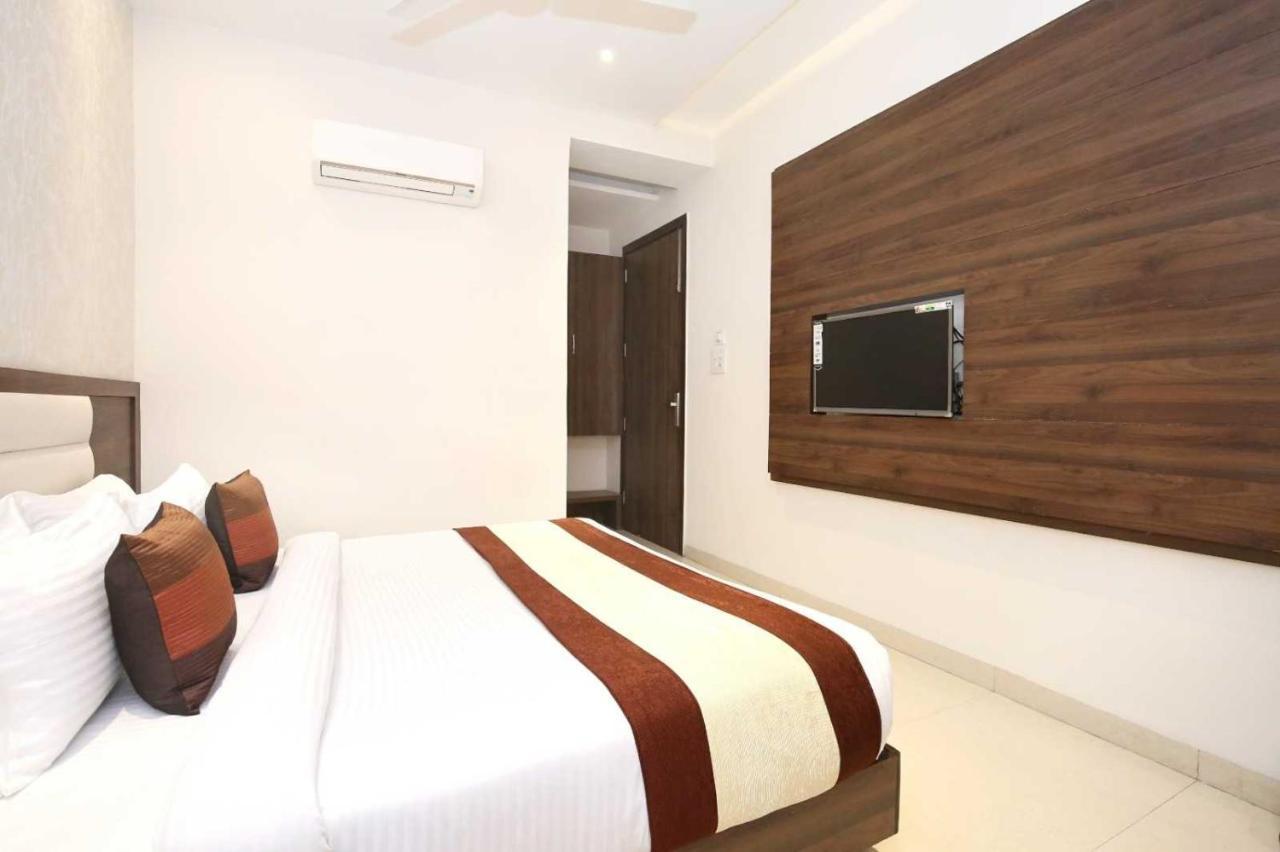 Hotel O Grand Star Amritsar Ngoại thất bức ảnh