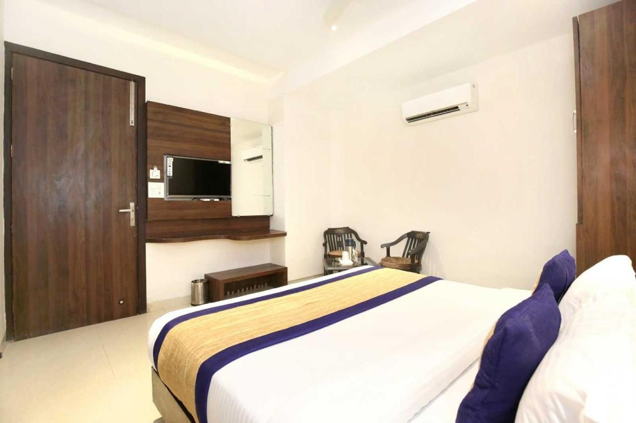 Hotel O Grand Star Amritsar Ngoại thất bức ảnh