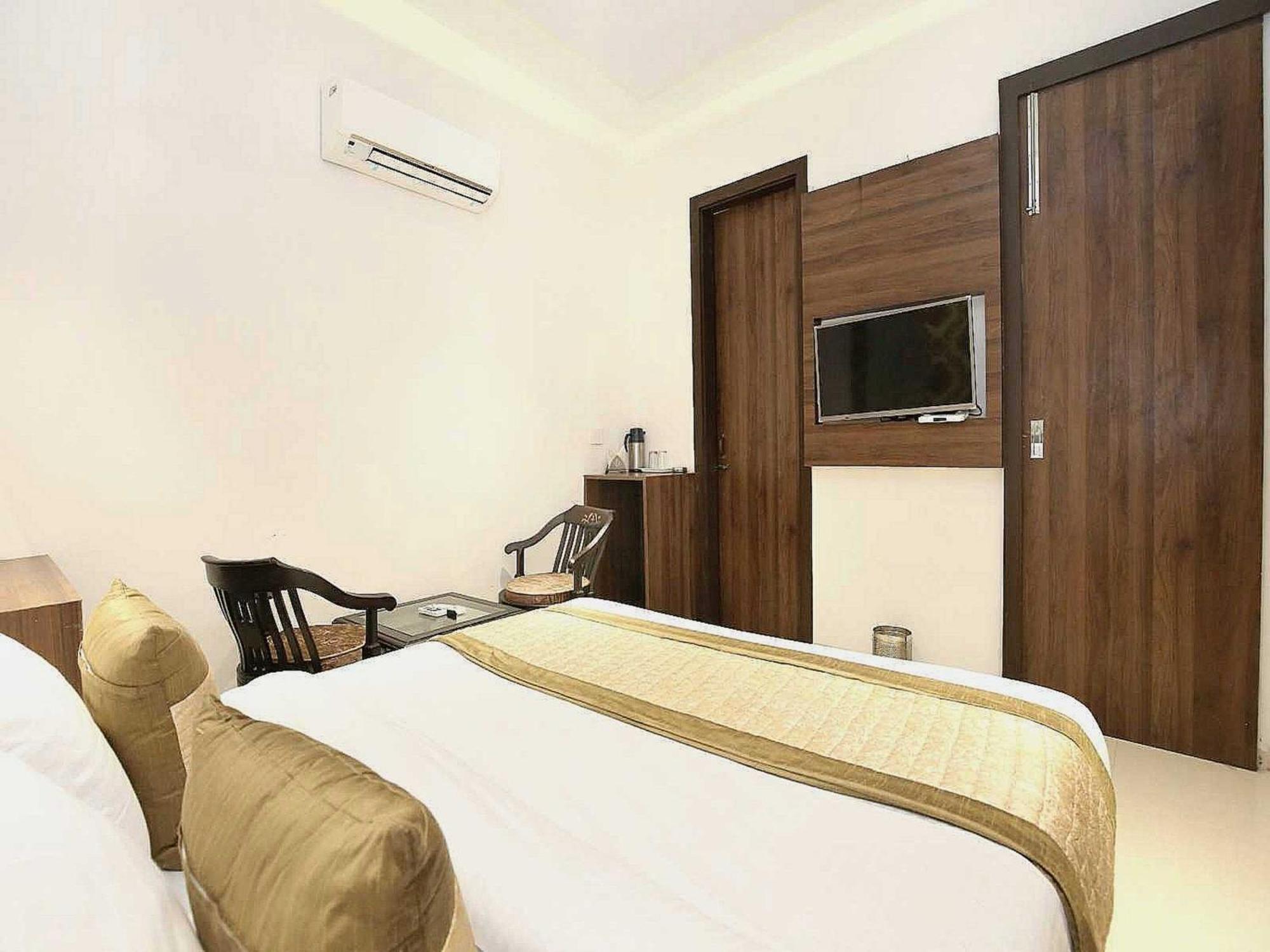 Hotel O Grand Star Amritsar Ngoại thất bức ảnh