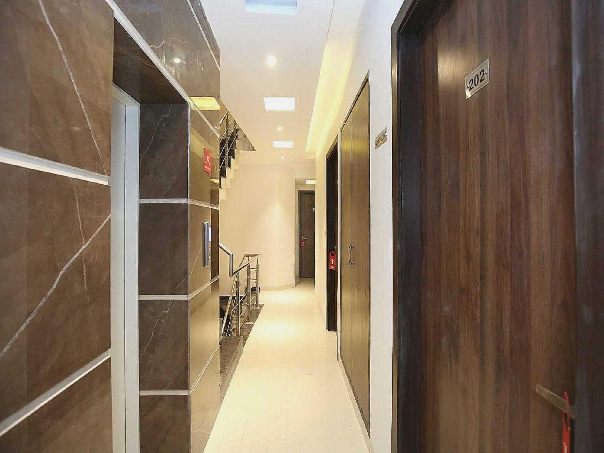 Hotel O Grand Star Amritsar Ngoại thất bức ảnh