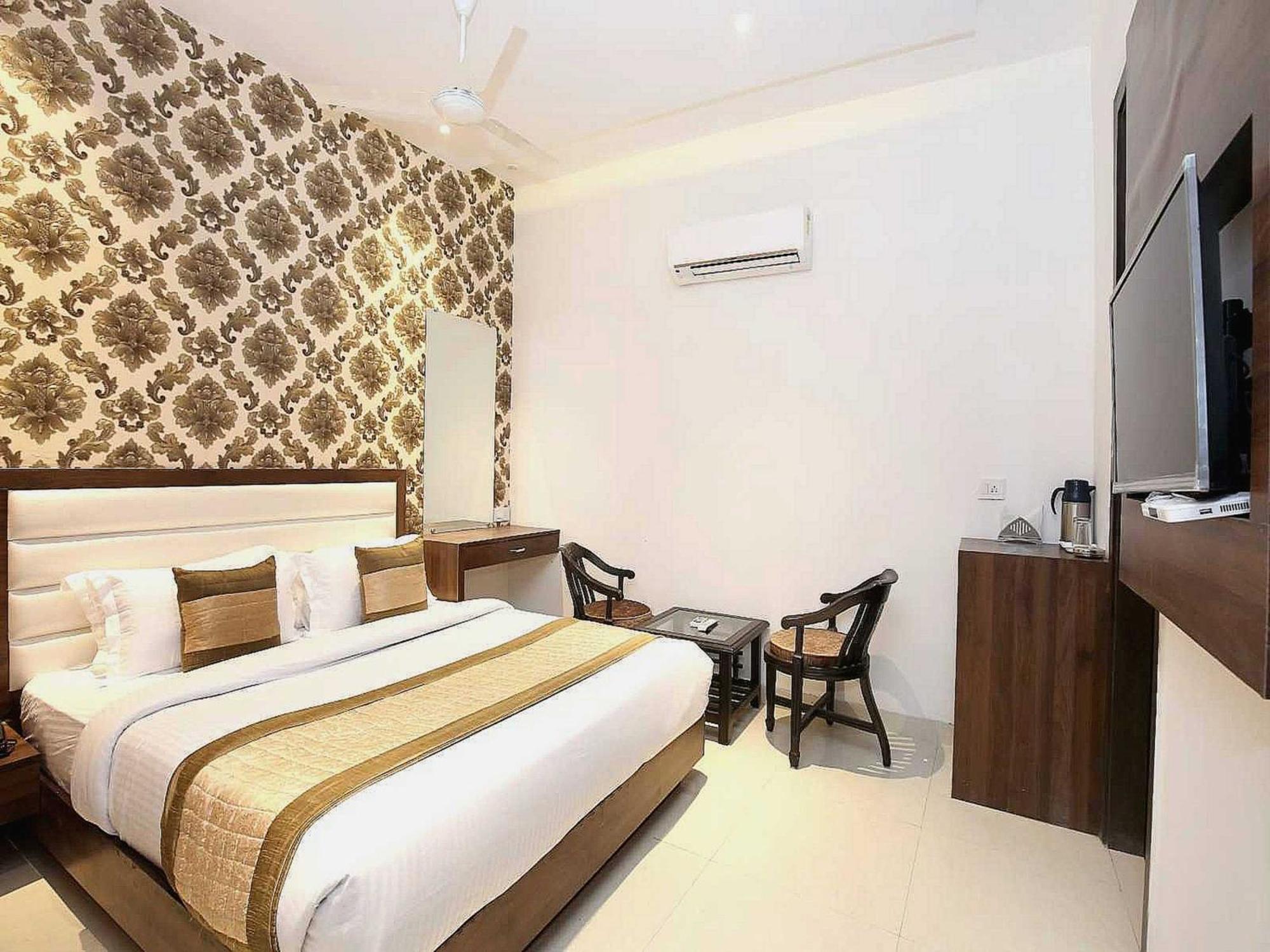 Hotel O Grand Star Amritsar Ngoại thất bức ảnh